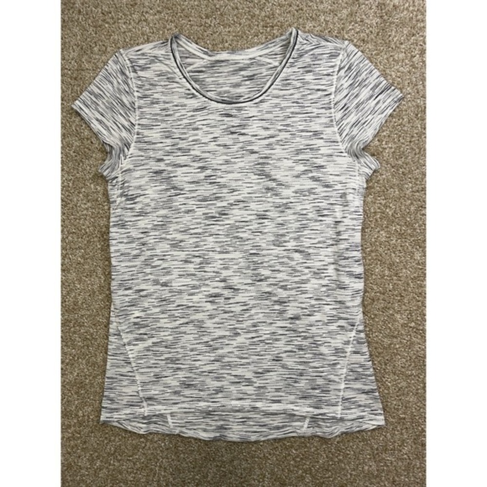 Lululemon Ladies Black Gray Swiftly Training Tshirt‎ Size  10